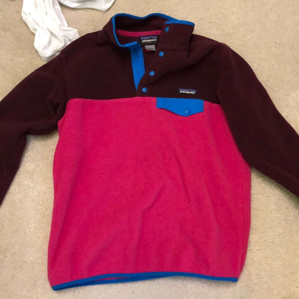 Women’s size medium Patagonia fleece pullover